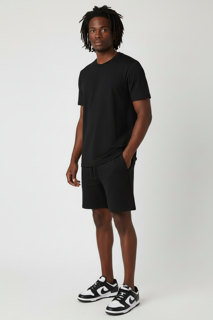 Plain black fit - Pose 2